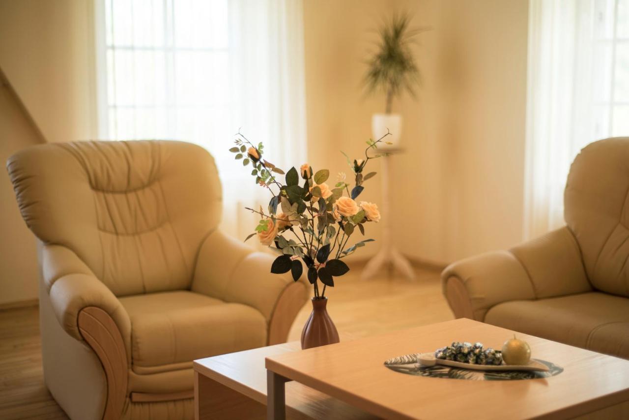Lucy Apartments Šiauliai Dış mekan fotoğraf